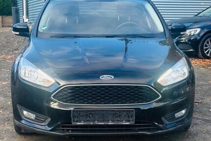 Ford Focus 162.000 km 5.800 &euro; Overath 51491