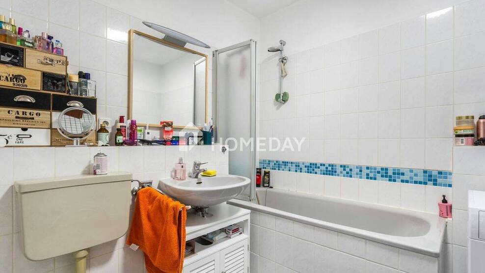 Helle DG-Wohnung mit Süd-Ost-Balkon, Wannenbad und gepflegter Ausstattung 2 zimmer