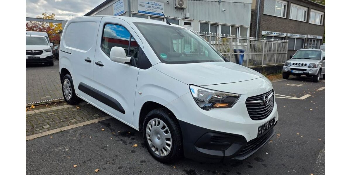 Opel Combo 126.990 km 8.695 &euro; HILDEN 40724