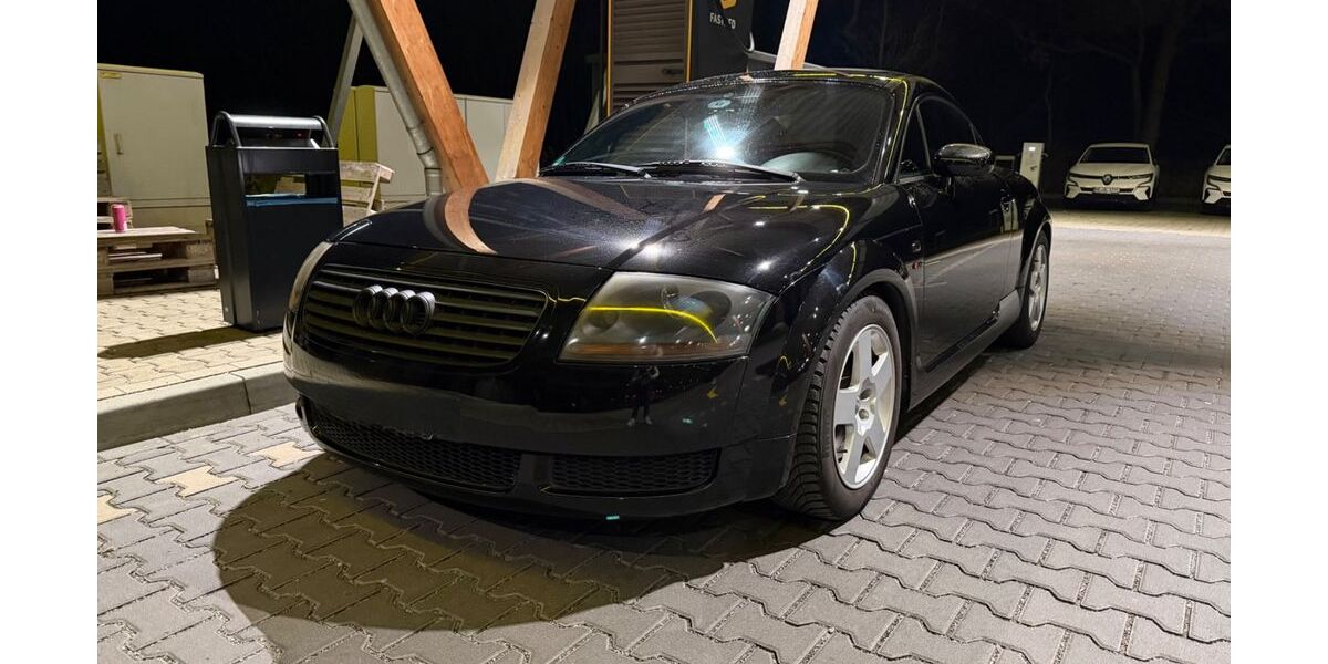 Audi TT 368.000 km 2.500 &euro; Solingen 40721