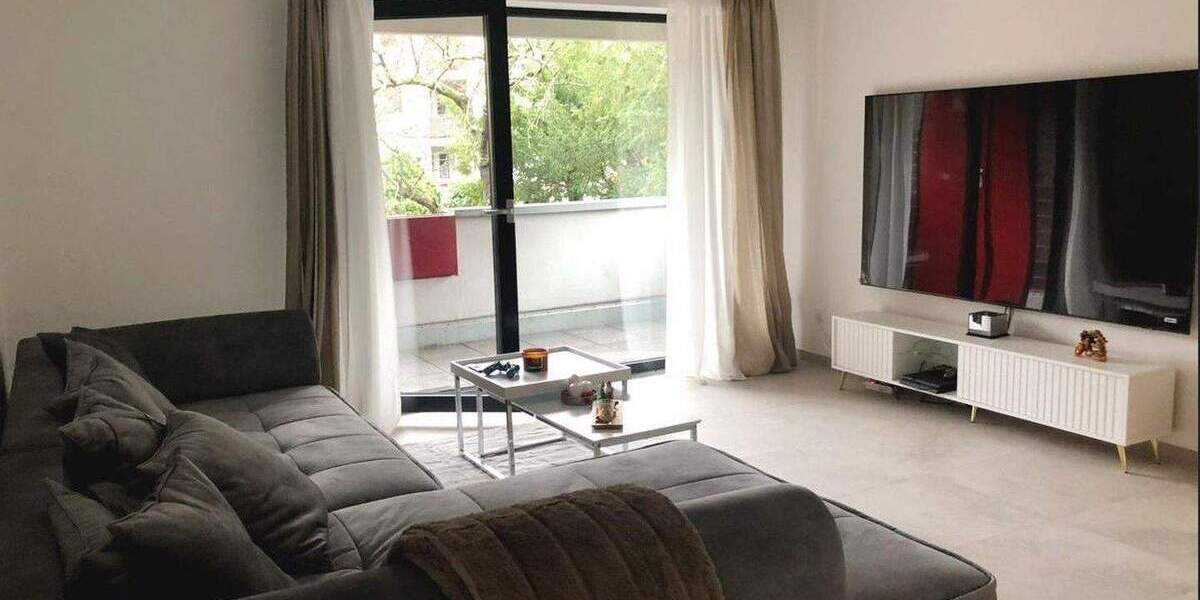 Etagenwohnung Köln Weidenpesch - 2 Zimmer, 63 m&sup2;, 1.020&euro; | Angebot:25728347