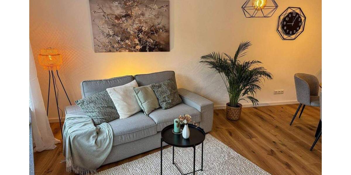 *TOP* modernisierte 4- Zimmer- Wohnung mit Garten und Doppelgarage 4 zimmer