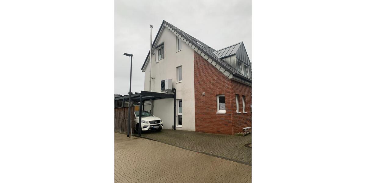 Reiheneckhaus mit Wärmepumpe und Klimaanlage Energieklasse A 5 zimmer