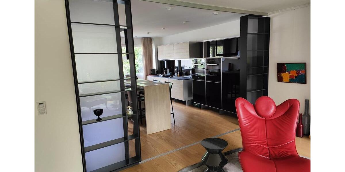 Designer Maisonette-Wohnung nähe Zoopark mit Blick ins Grüne, Fussbodenheizung, Kamin, Terrasse 5 zimmer