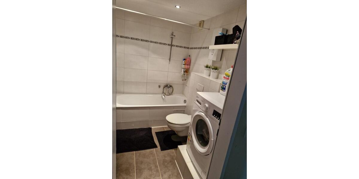 Attraktiver vermietete 4 Zimmer Wohnung Zu verkaufen 4 zimmer