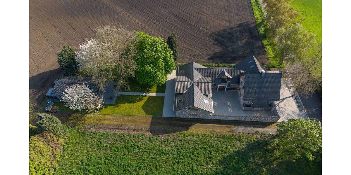 Einfamilienhaus Hürth Stotzheim - 9 Zimmer, 448 m&sup2;, 1.990.000&euro; | Angebot:26388610