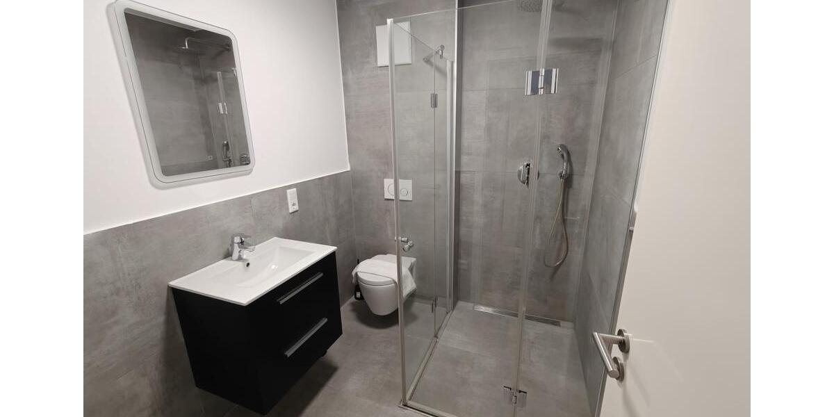 Einfamilienhaus Düsseldorf Stadtbezirk 3 - 4 Zimmer, 135 m&sup2;, 2.900&euro; | Angebot:26084141