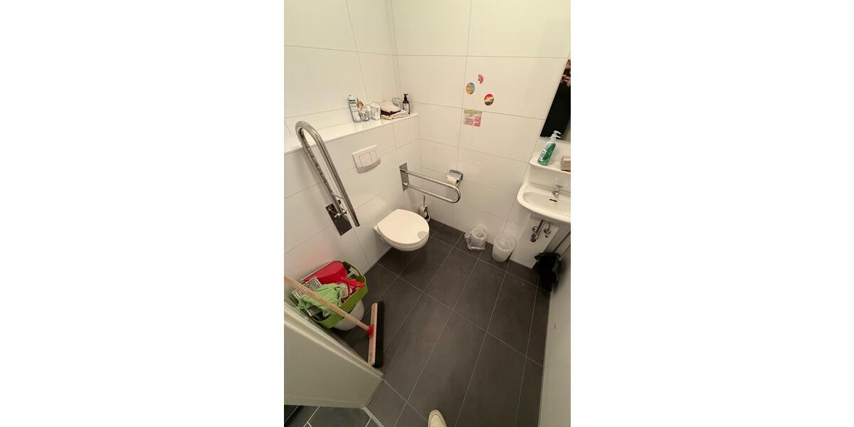 Vielseitig nutzbares Ladenlokal in Troisdorf-Zentrum zimmer