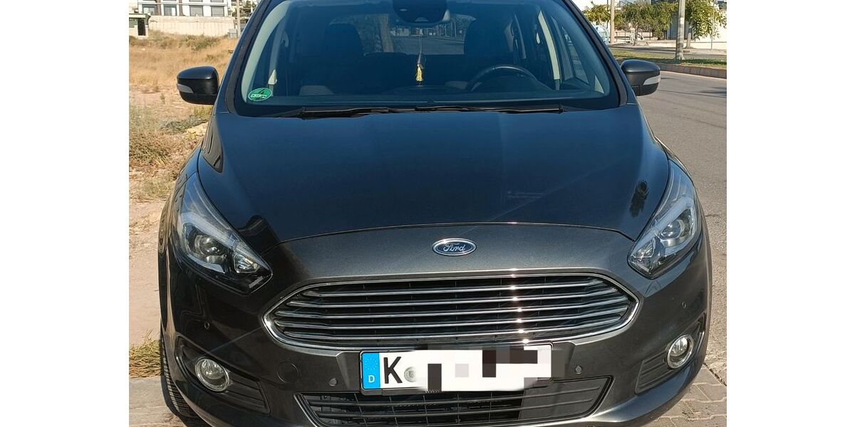 Ford S-Max 87.000 km 15.900 &euro; Köln 50767