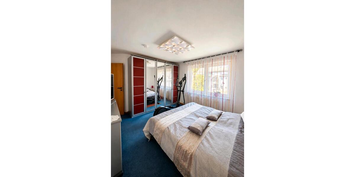 Etagenwohnung Solingen Mitte - 3 Zimmer, 83 m&sup2;, 243.000&euro; | Angebot:27109944