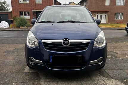 Opel Agila 70.900 km 4.250 &euro; Bergheim 50126