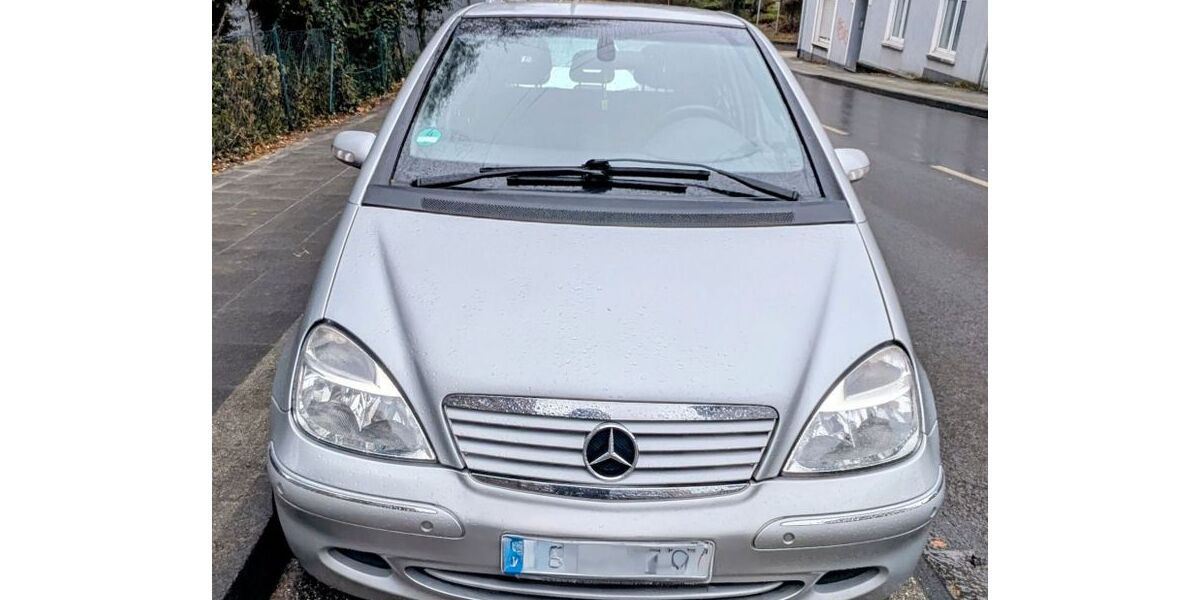 Mercedes-Benz A 190 95.200 km 2.850 &euro; Solingen 42655