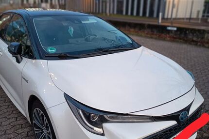 Toyota Corolla 90.000 km 20.100 &euro; Bergheim 50129