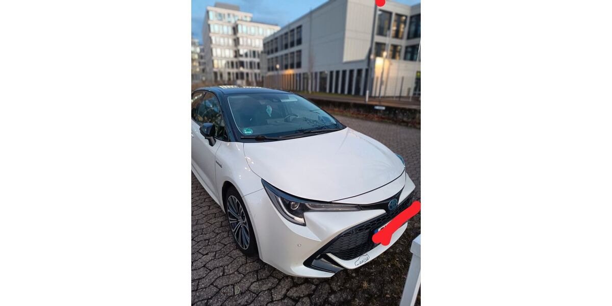 Toyota Corolla 90.000 km 20.100 &euro; Bergheim 50129