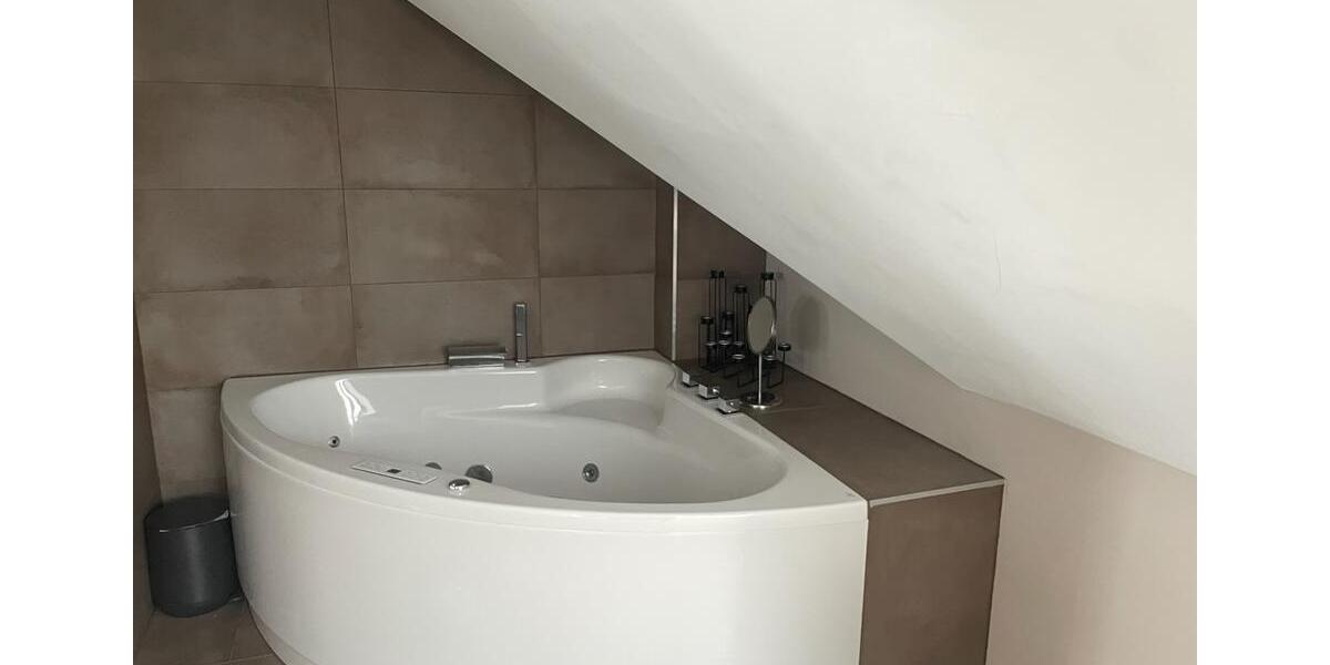 Haus In Solingen zu vermieten! Mit Küche, Garten, Carport 6 zimmer