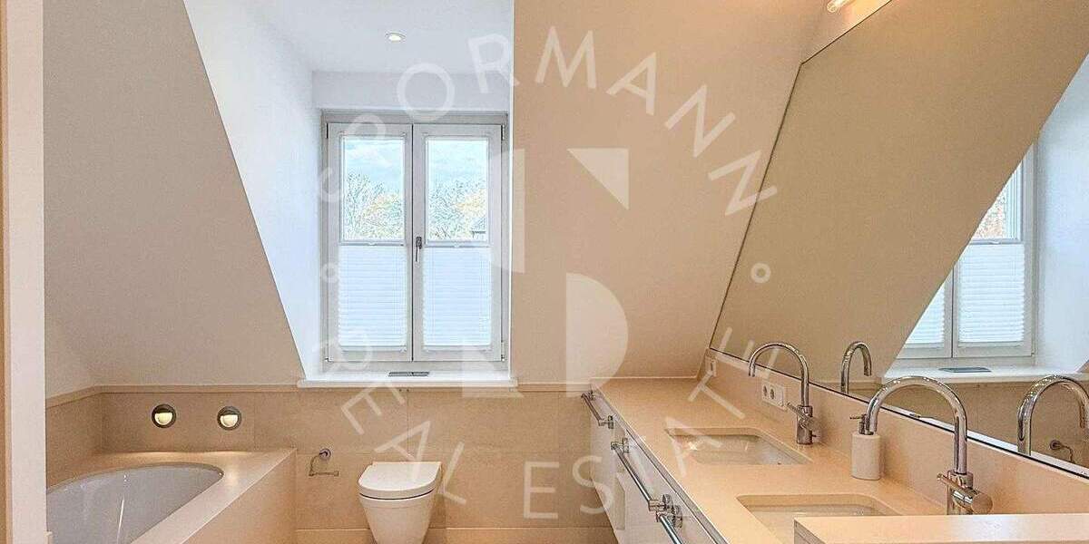 Luxuriöse 4-Zimmer-Maisonette im Zooviertel - Süd-Balkon, Einbauküche & zwei TG-Stell 4 zimmer