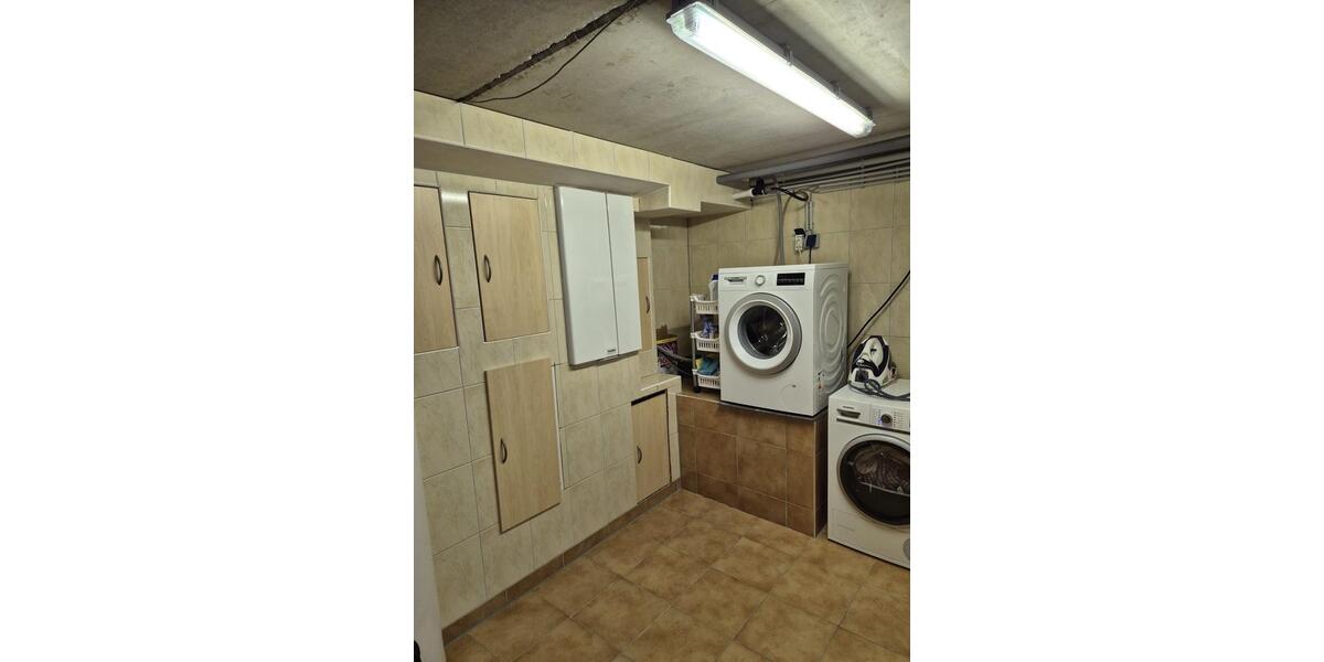 Reihenhaus Bergisch Gladbach Gronau - 7 Zimmer, 150 m&sup2;, 740.000&euro; | Angebot:26484941