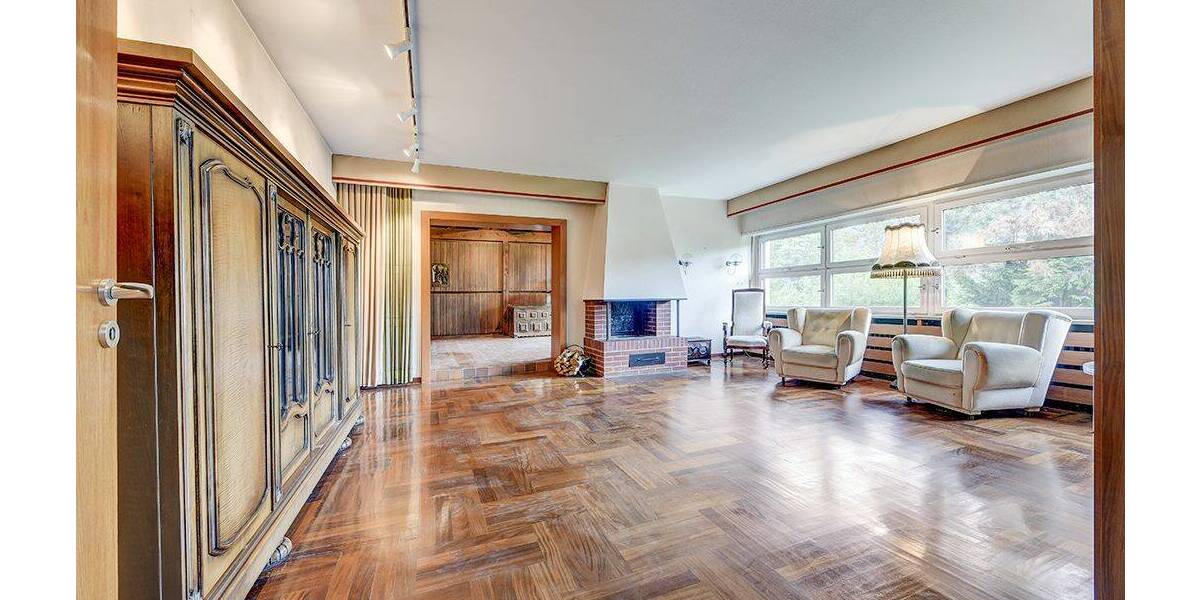 Tolles Baugrundstück mit großem Baufenster und Altbestand zimmer