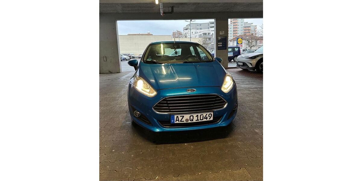 Ford Fiesta 218.000 km 4.850 &euro; Düsseldorf 40599