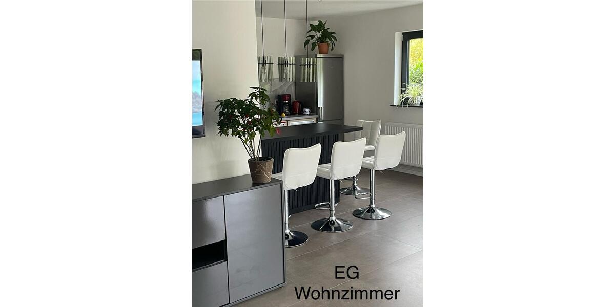 Neuwertiges Mehrgenerationenhaus 7 zimmer