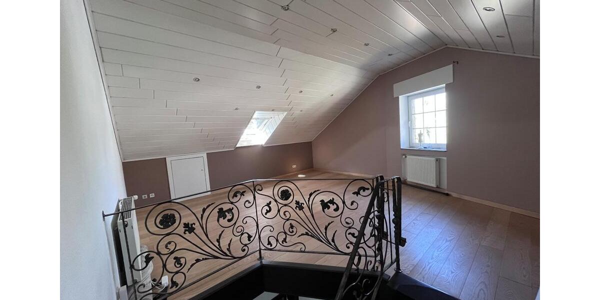 Einfamilienhaus Bergheim - 4 Zimmer, 167 m&sup2;, 2.080&euro; | Angebot:25899926