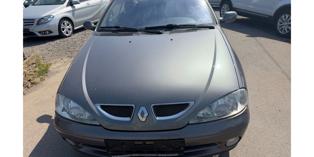 Renault Megane 200.000 km 650 &euro; Köln/Poll 51105