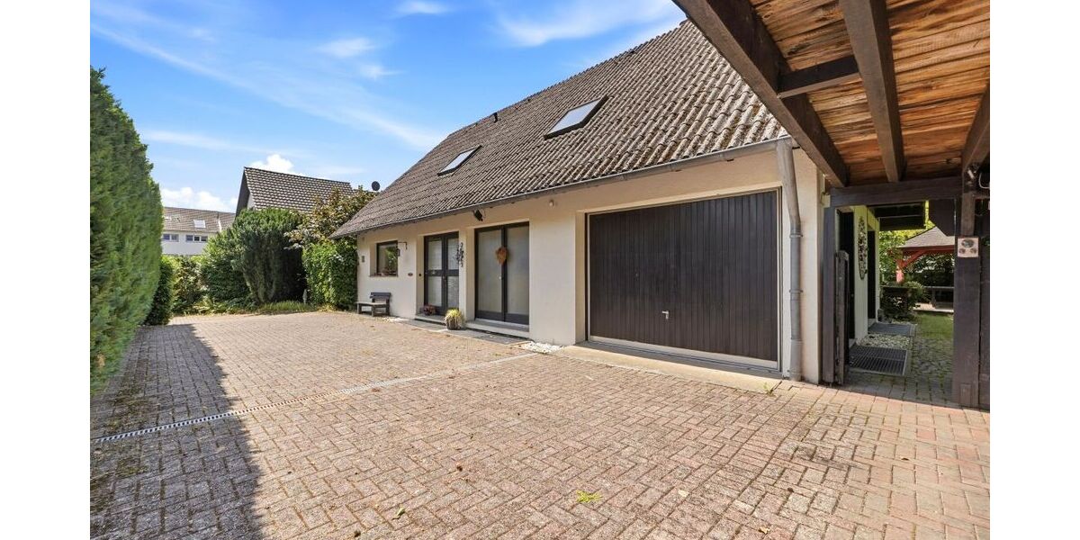Idylle in Lohmar - Freistehendes Einfamilienhaus mit besonderer Architektur und lichtdurchfluteten Räumlichkeiten! - Einfamilienhaus Lohmar | Angebot:27107864