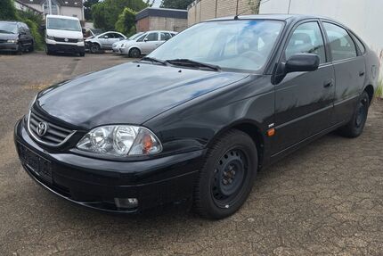 Toyota Avensis 121.700 km 3.990 € Neuss 41462