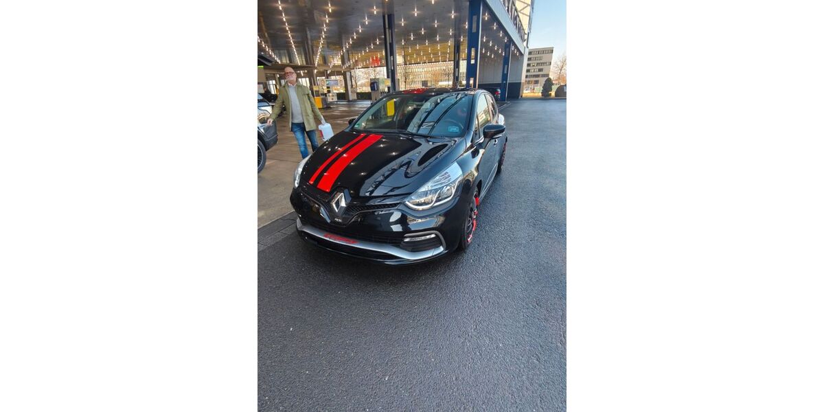 Renault Clio 93.000 km 14.899 &euro; Neuss 41468