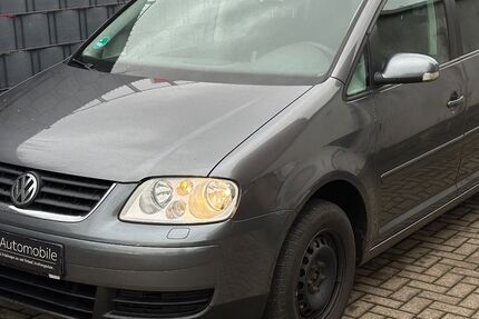 VW Touran 300.000 km 1.770 &euro; Köln 51109