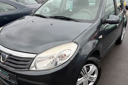 Dacia Sandero 172.000 km 3.550 &euro; Erftstadt 50374