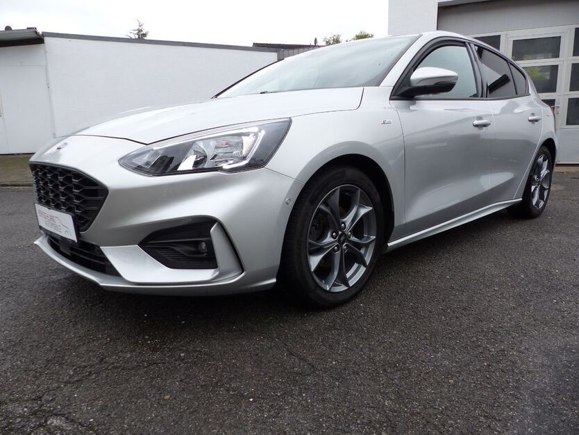 Ford Focus 57.500 km 14.950 € Solingen 42699