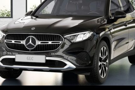 Mercedes-Benz GLC 300 9.900 km 66.490 &euro; Düsseldorf 40470