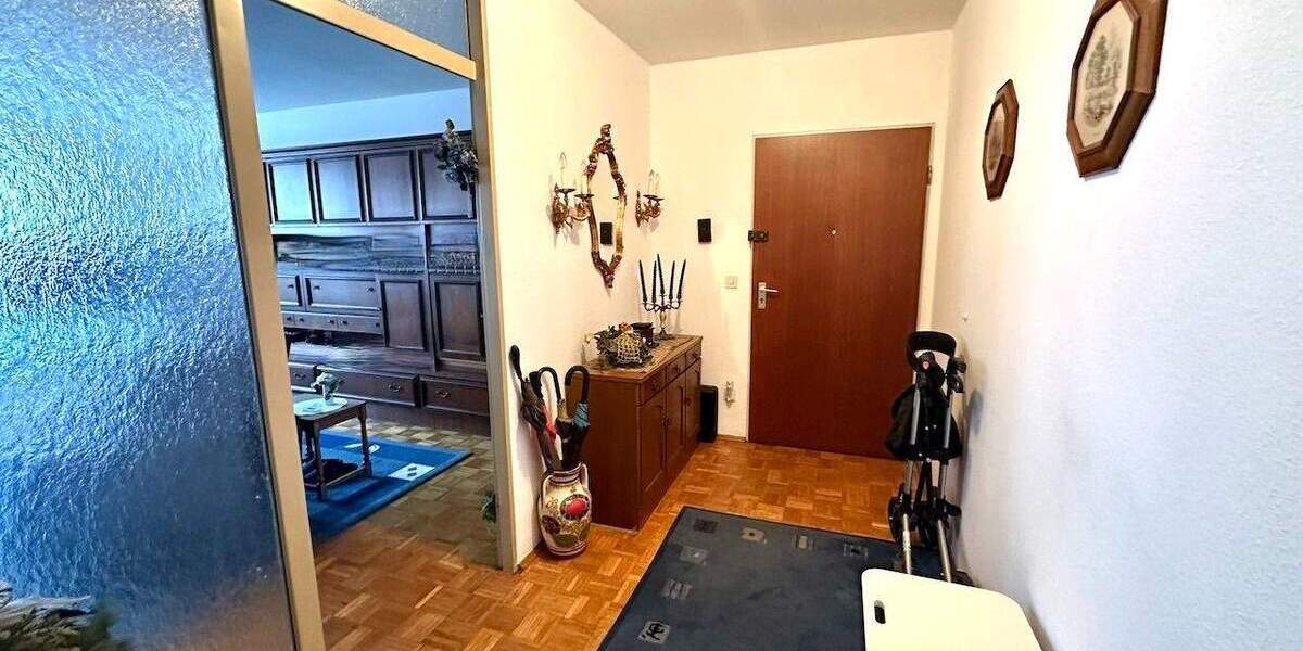 Etagenwohnung Köln Niehl - 2 Zimmer, 72 m&sup2;, 279.000&euro; | Angebot:25276856