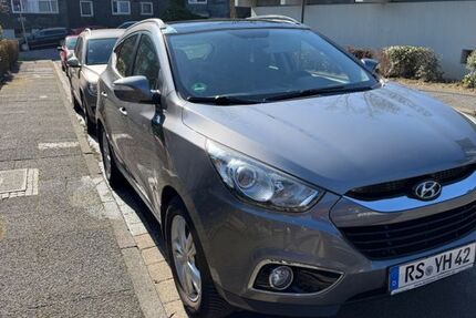 Hyundai ix35 175.000 km 7.600 &euro; Remscheid 42897