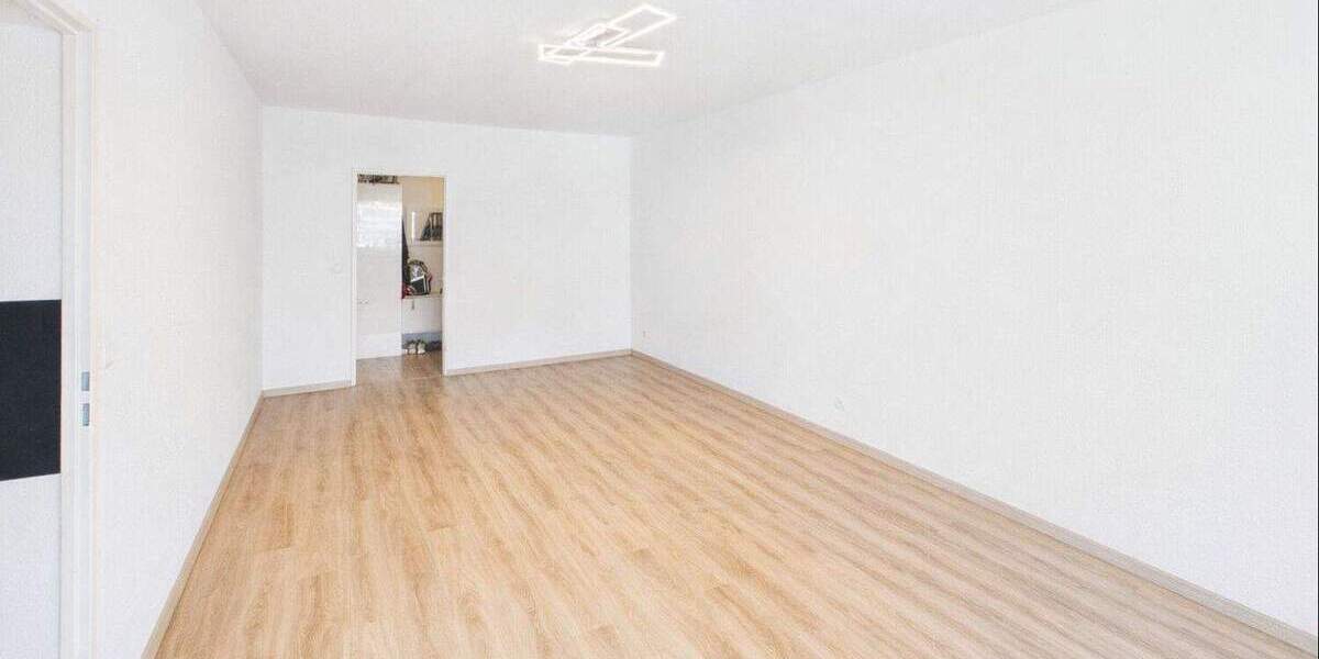 Etagenwohnung Bergheim - 4 Zimmer, 91 m&sup2;, 185.000&euro; | Angebot:25726259