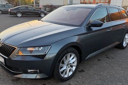 Skoda Superb 154.000 km 12.990 &euro; Overath bei Köln 51491