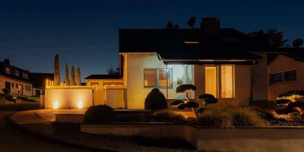 Einfamilienhaus Bergisch Gladbach Schildgen - 7 Zimmer, 282 m&sup2;, 945.000&euro; | Angebot:24138043