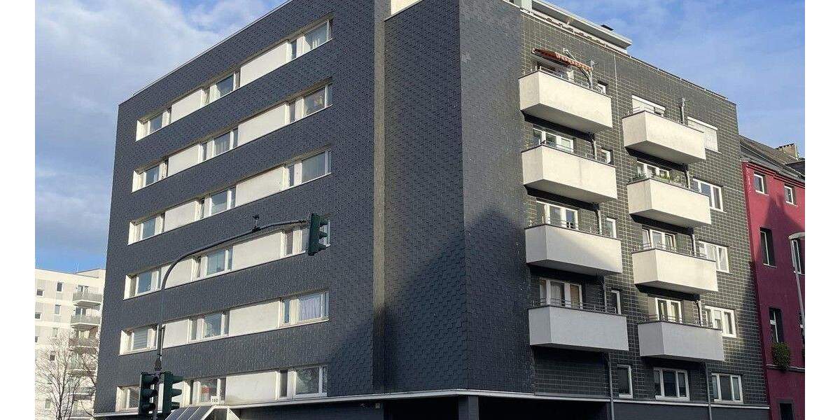 Umfassend sanierte 2-Zimmer-Stadtwohnung in zentraler Lage - mit Tiefgaragenstellplatz 2 zimmer