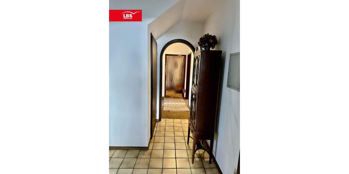 Großzügiges Einfamilienhaus mit Einliegerwohnung in Leverkusen Bürrig! 5 zimmer