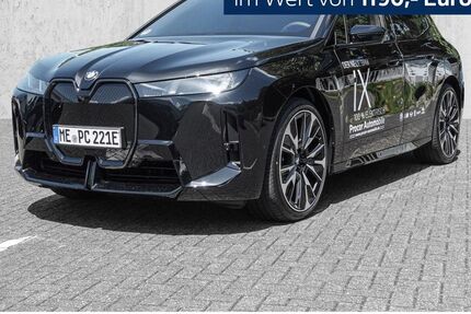 BMW iX 5.900 km 77.240 &euro; Hilden 40721