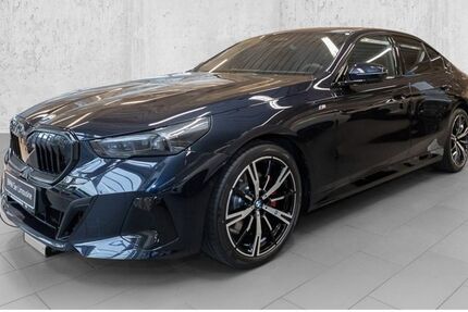 BMW 520 2.500 km 61.880 &euro; Leverkusen 51371