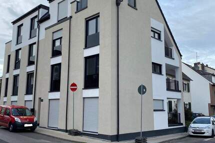 Wunderschöne Maisonette-Whg. in Alt-Junkersdorf mit Loggia - Anfragen per E-Mail - 4 zimmer