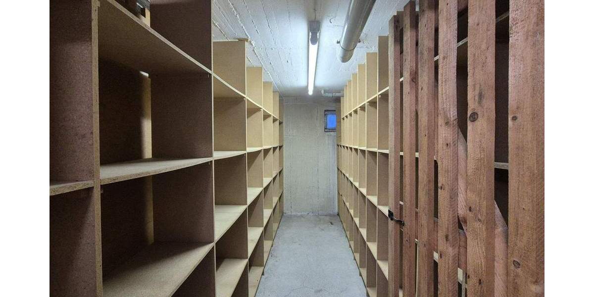 Gewerbeobjekt Remscheid Lennep - 4 Zimmer, 660&euro; | Angebot:26176314