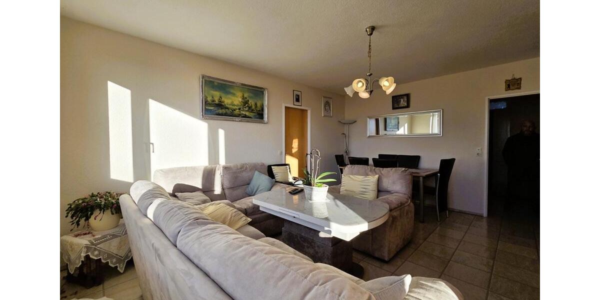 Etagenwohnung Neuss Erfttal - 3 Zimmer, 65 m&sup2;, 159.000&euro; | Angebot:25193334