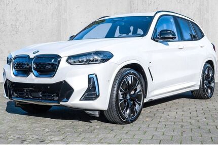 BMW iX3 15.106 km 44.490 &euro; Köln-West 50858