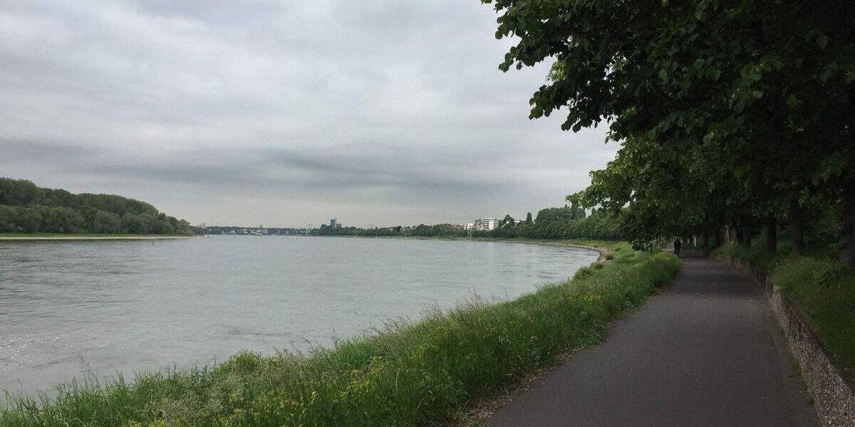 Etagenwohnung Köln Westhoven - 3 Zimmer, 96 m&sup2;, 1.400&euro; | Angebot:25568412