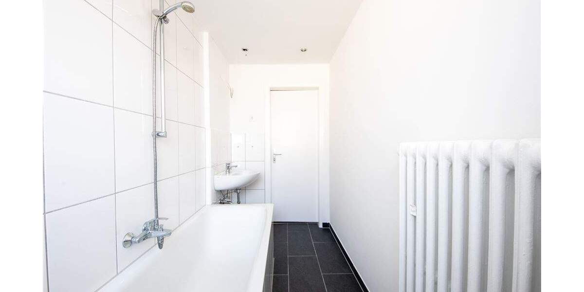 Etagenwohnung Düsseldorf Golzheim - 2 Zimmer, 359.990&euro; | Angebot:25778707