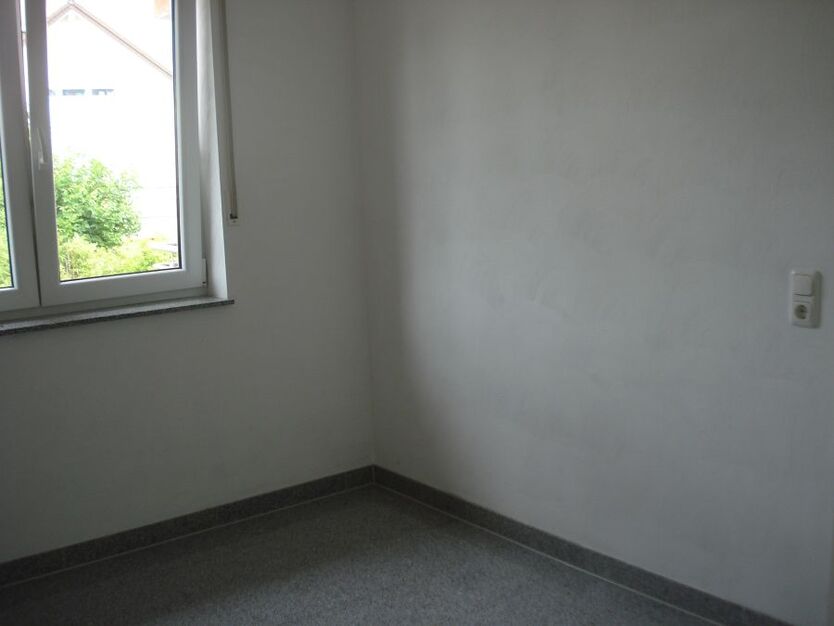 Bornheim - Brenig schöne 3-Zimmerwohnung mit Balkon ab 01.11.2025 oder nach Vereinbarung 3 zimmer