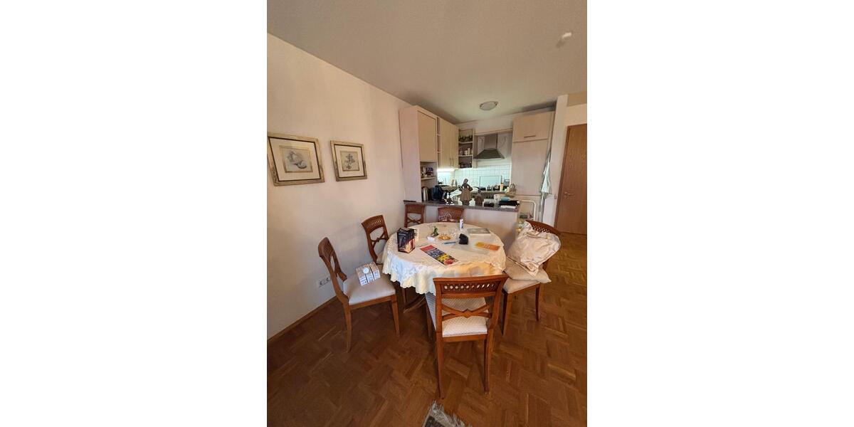 Seniorenwohnung mit Terrasse, Stellplatz, Aufzug und Küche 2 zimmer